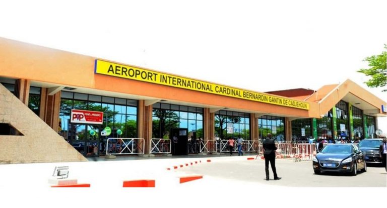 Covid-19 au Bénin: dépistage systématique des voyageurs à destination de Cotonou