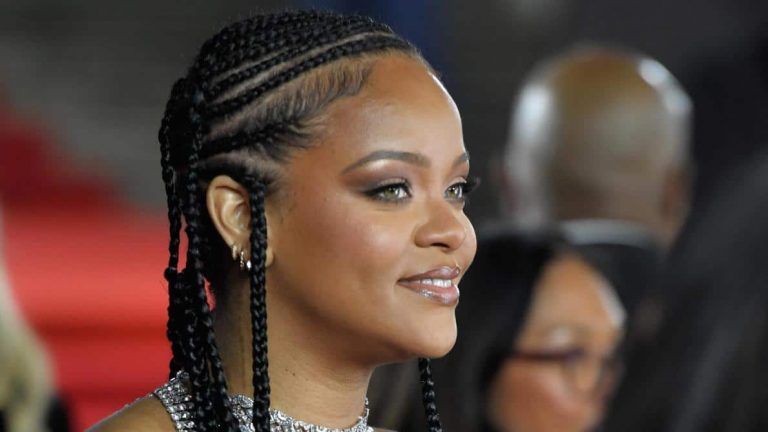 Accusée de blasphème contre l’Islam, Rihanna présente ses excuses à la communauté musulmane