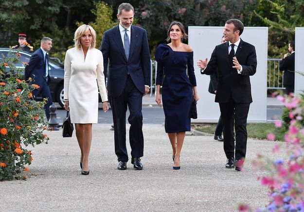 France : Letizia d’Espagne et Brigitte Macron ultra-glamour, rivalisent d’élégance (photos)