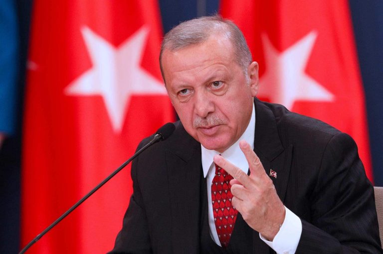 Le président turc remonte les bretelles à Joe Biden après son attaque contre Vladimir Poutine