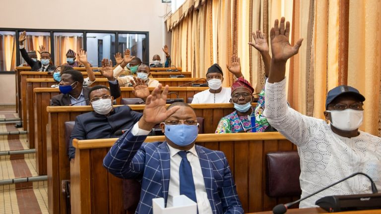 Bénin: la loi organique sur la Cour des comptes adoptée au Parlement