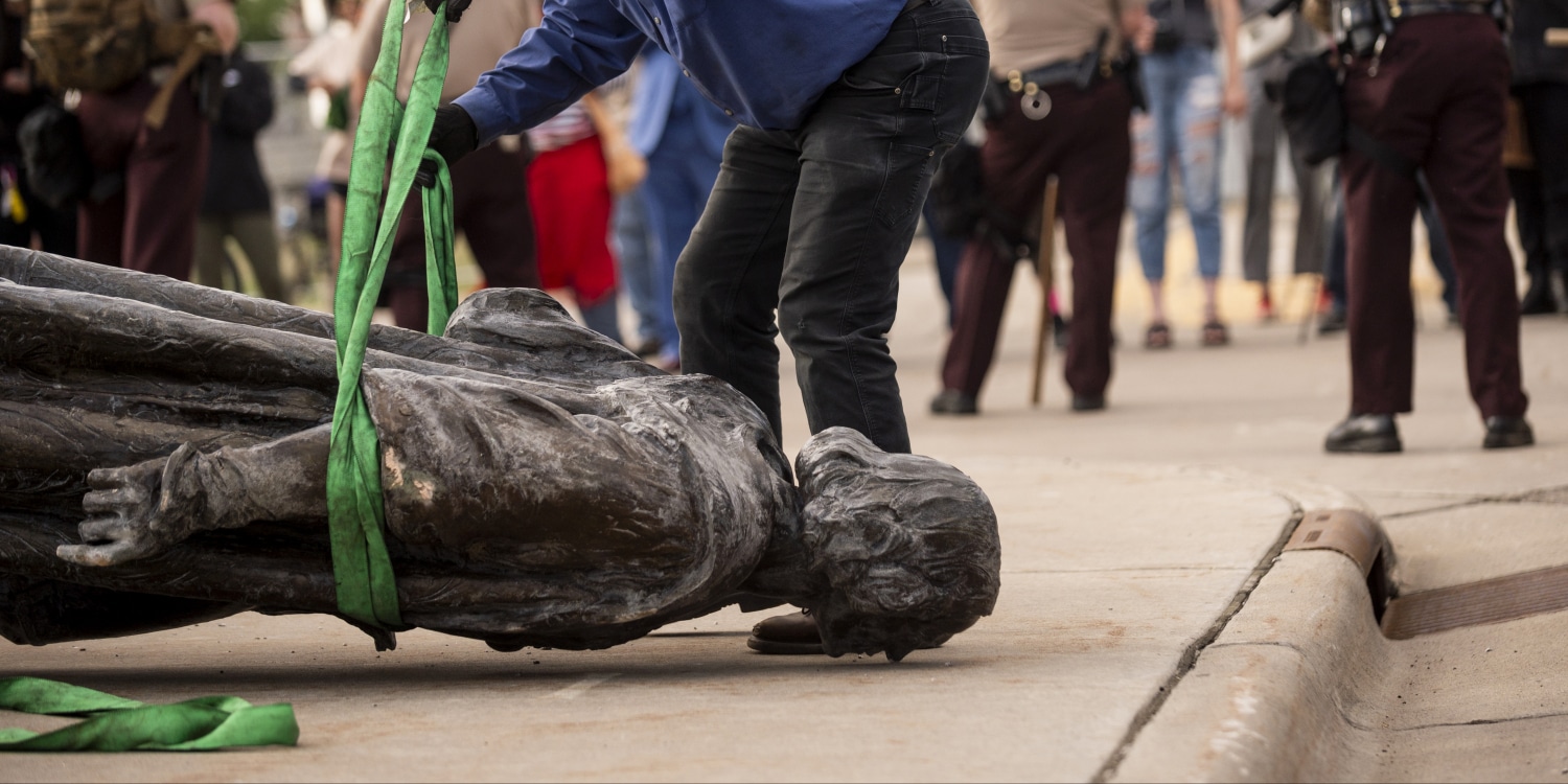 Des statues de Christophe Colomb attaquées à Boston, à Miami et en Virgini