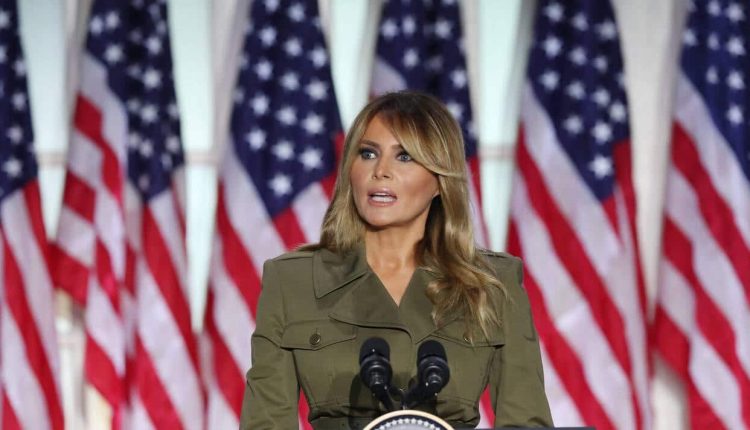 Melania Trump prononce son discours au deuxième jour de la Convention nationale républicaine, dans la roseraie de la Maison Blanche, à Washington, le 25 août 2020