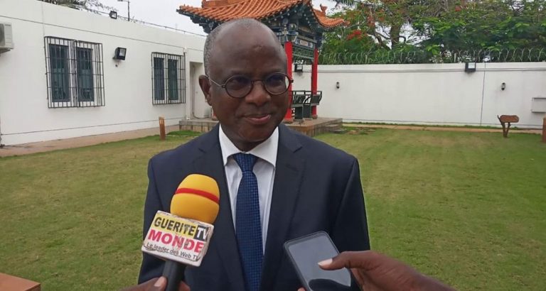 Bénin: un des 8 candidats de la FCBE exige l’annulation de la candidature d’Aboubacar Yaya