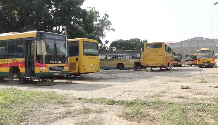 Bus des étudiants, université d'Abomey Calavi (UAC) PH: Bénin Web TV