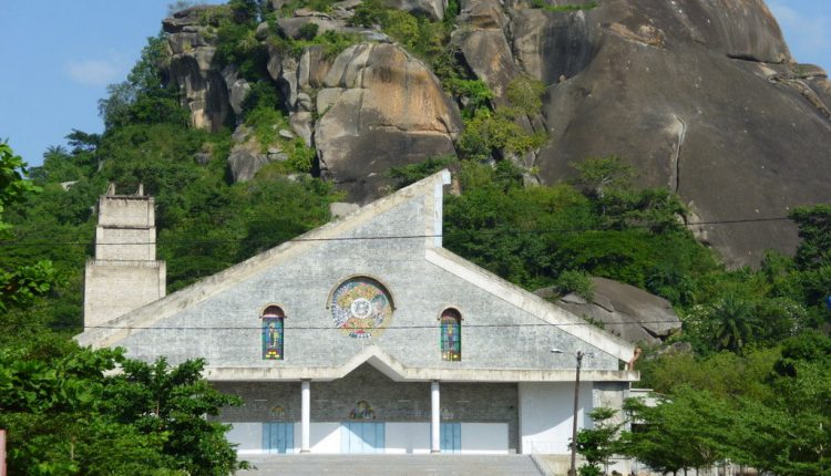 Grotte Mariale de Dassa