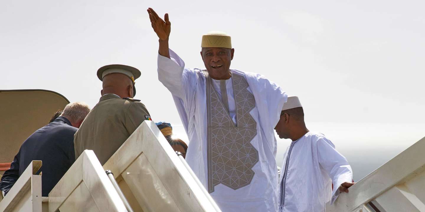 L’ancien président malien Amadou Toumani Touré, à son arrivée à Bamako (Mali), le 24 décembre. MICHELE CATTANI / AFP