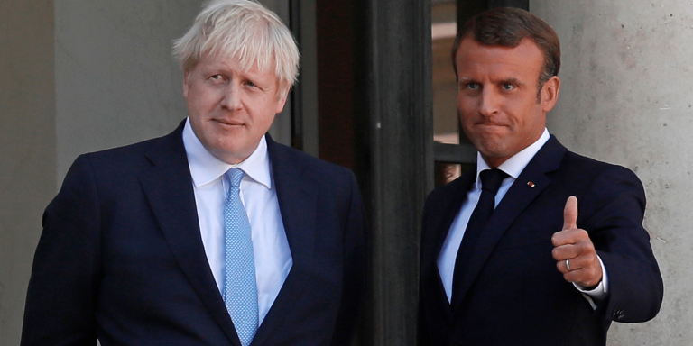 Macron positif au Coronavirus: le Premier ministre britannique Boris Johnson se dit «désolé»
