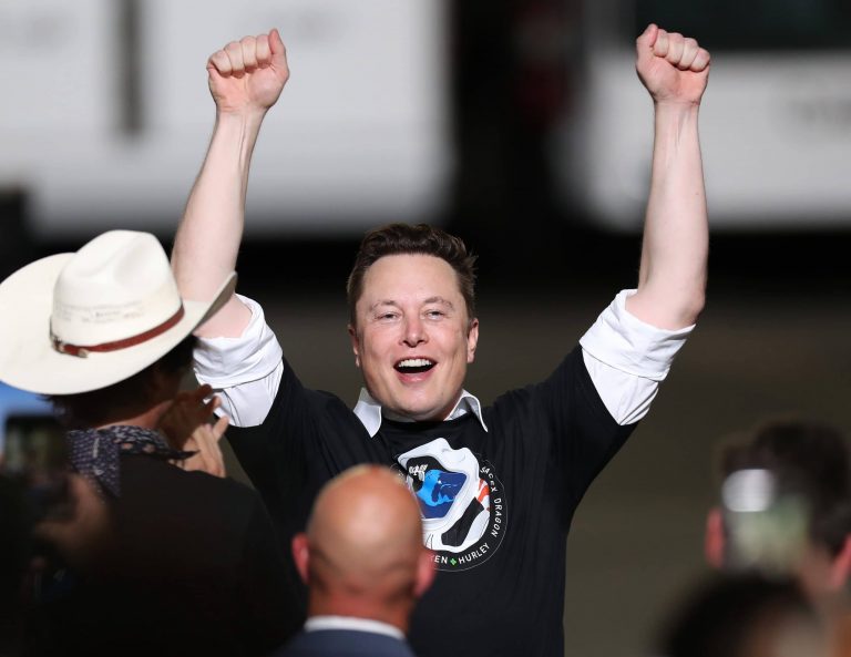 Le patron de Tesla, Elon Musk devient officiellement l’homme le plus riche du monde