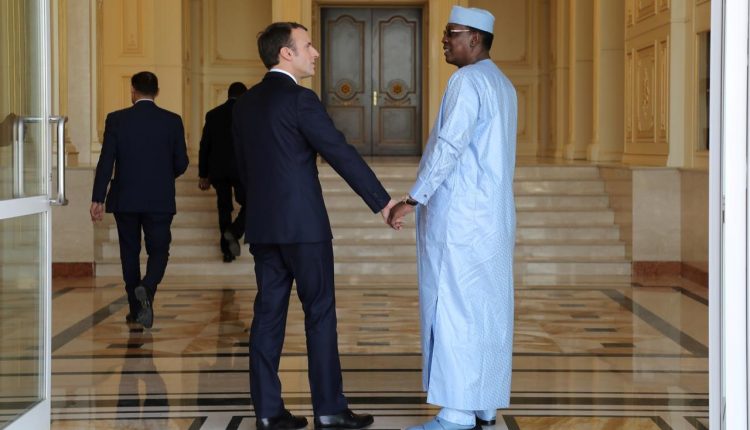 Emmanuel Macron et Idriss Deby