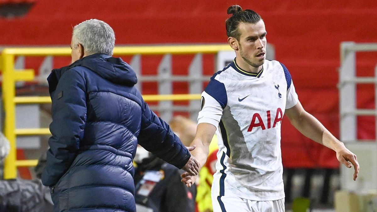 L'entraineur de Tottenham José Mourinho et Gareth Bale