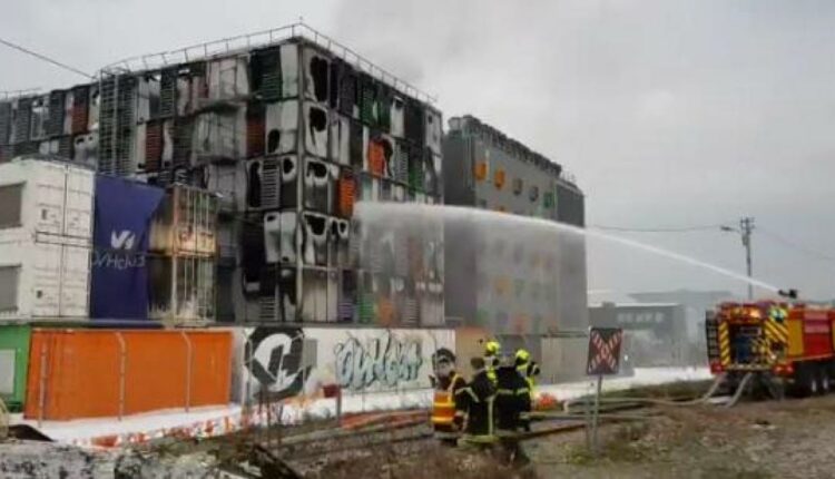 Strasbourg : «Important incendie» sur le site de l'entreprise OVH, classé Seveso