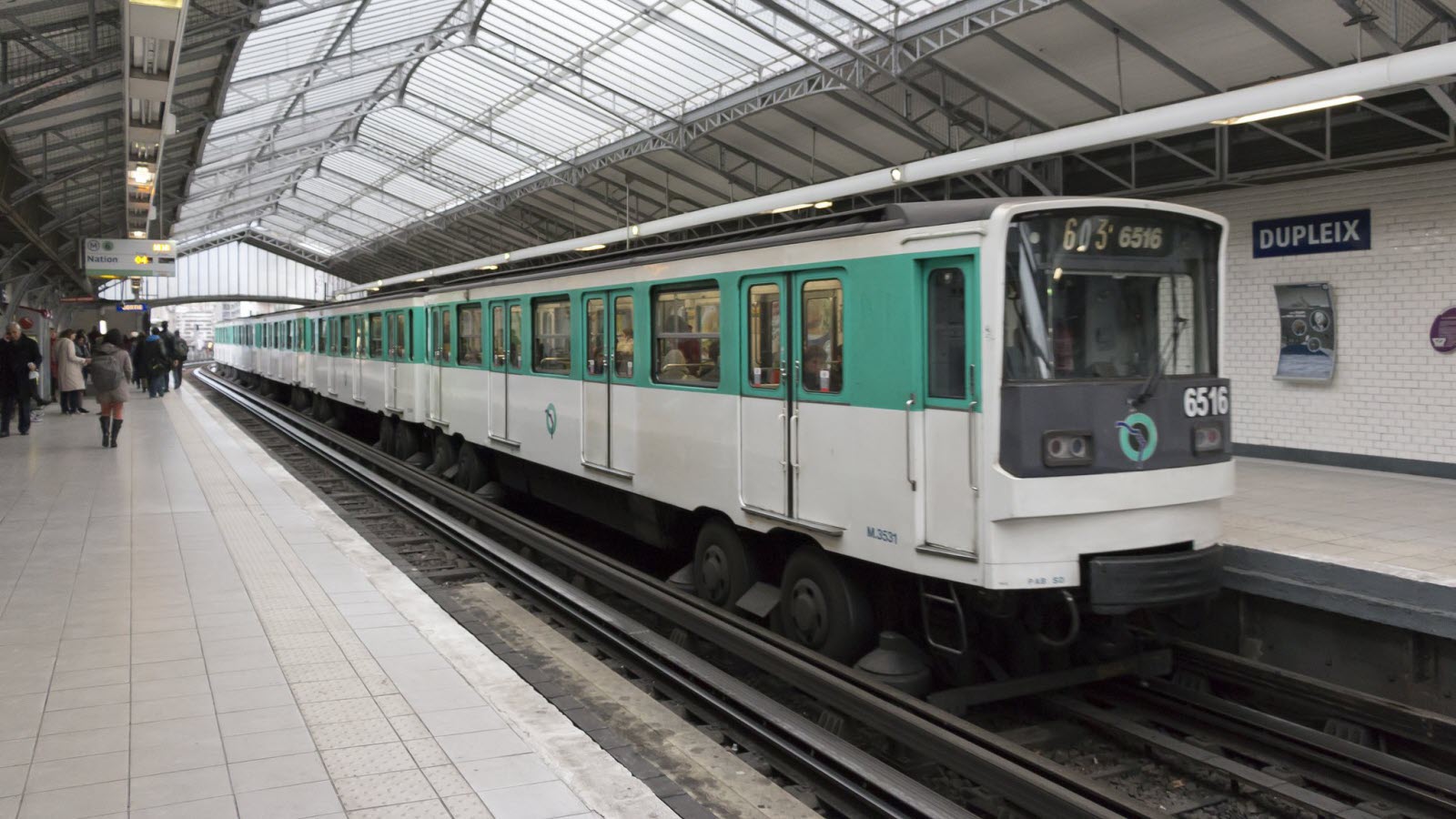 Paris : un homme arrêté pour le viol d'une femme dans le métro